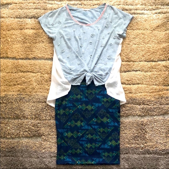 New LuLaRoe Cassie pencil skirt - Picture 4 of 4